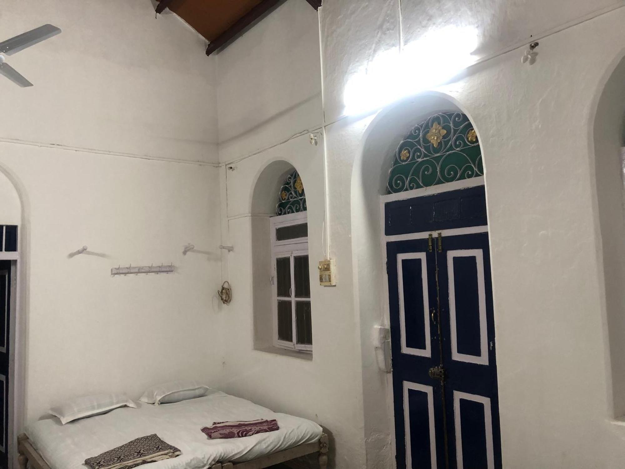 לונבלה The Imperial Heritage II 2 Minutes From Station And Market II Deluxe Ac Rooms II מראה חיצוני תמונה